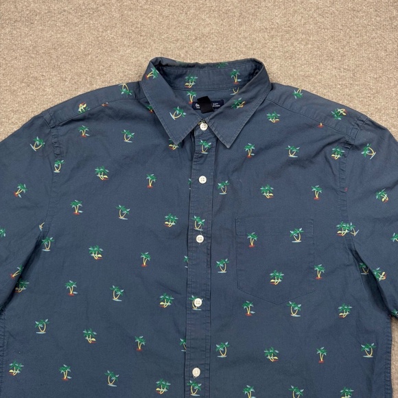 Gap Mens Shirt Size L Blue Short Sleeve Collared Button Up Palm Tree AOP Slim - Picture 3 of 4